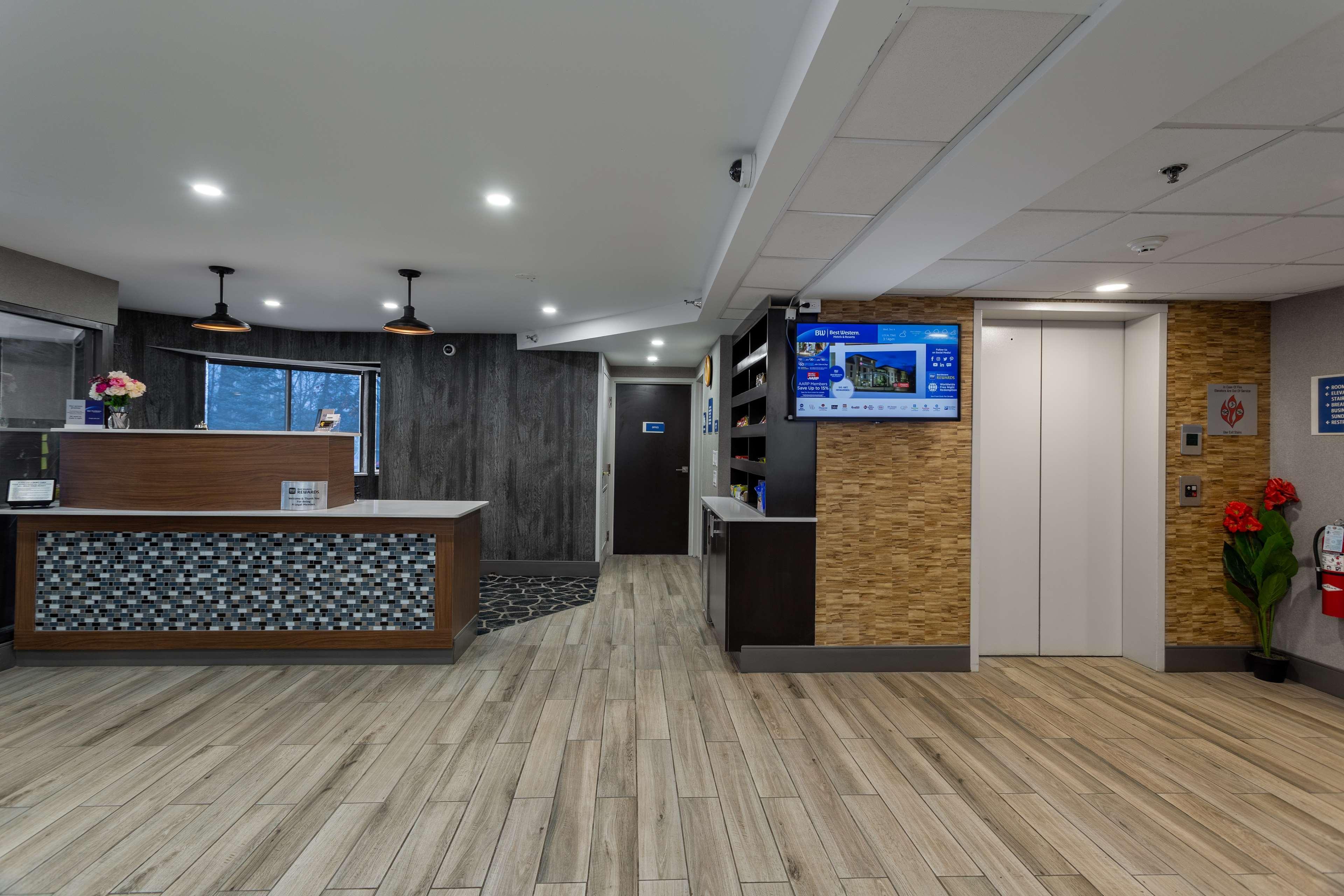 Best Western West Lebanon-Hanover Екстер'єр фото